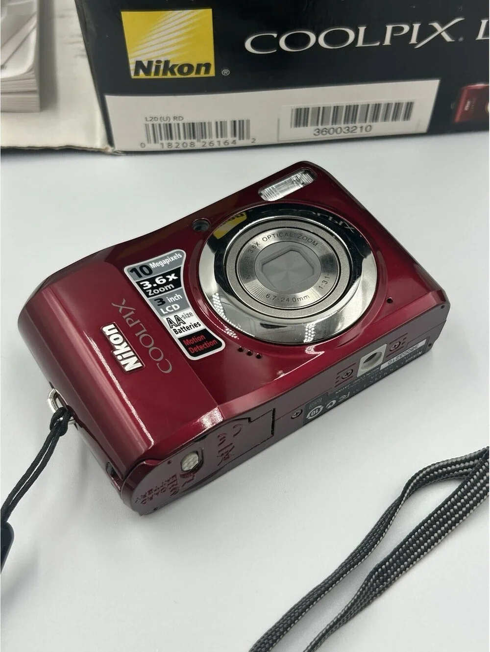Nikon COOLPIX L20 Red 10MP Digital Camera Bundle For Repair Or Parts